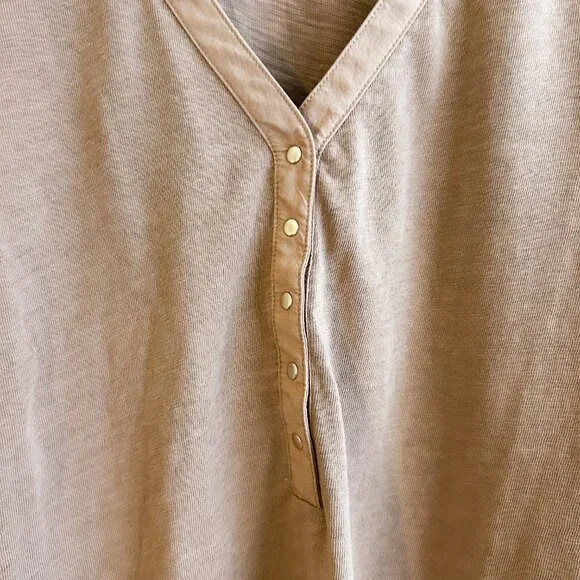 Nation Los Angeles Camel/Tan V-Neck Cotton Henley Top SZ XS - Picture 6 of 7